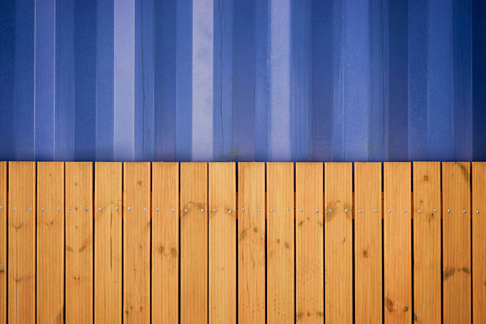 Zaunlatte sägerau 22×100 mm, Spitze 2×45°